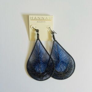 NWT Hannah Accents Blue and Black Teardrop Statement Earrings💙